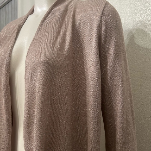 White House Black Market Shimmering Soft Pink Open Cardigan - Picture 2 of 4